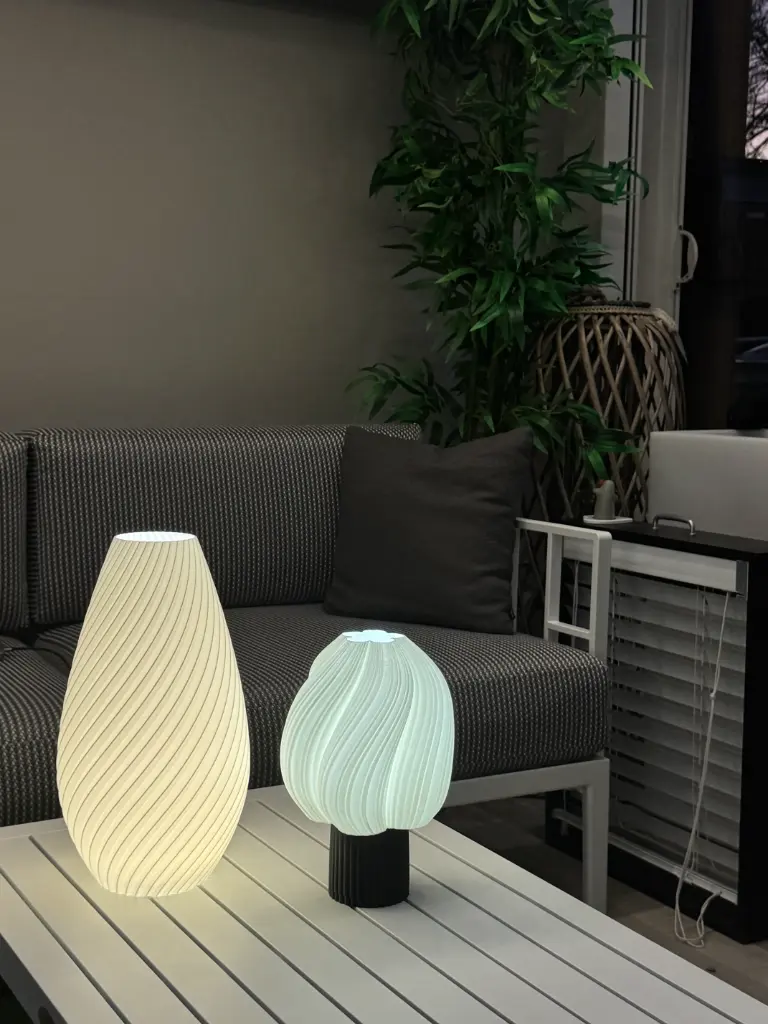 Bundle Zephyris + Brezza (Luce regolabile (da calda a fredda), Nero)